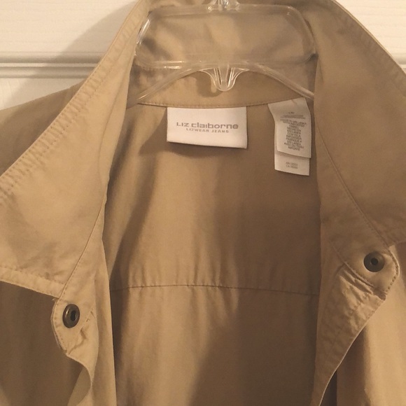 Liz Claiborne vintage lightweight khaki trench/duster - Picture 2 of 3